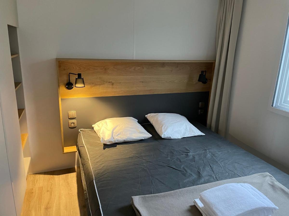 Mobilhome tout confort M9 domaine de Lanniron Quimper Extérieur photo